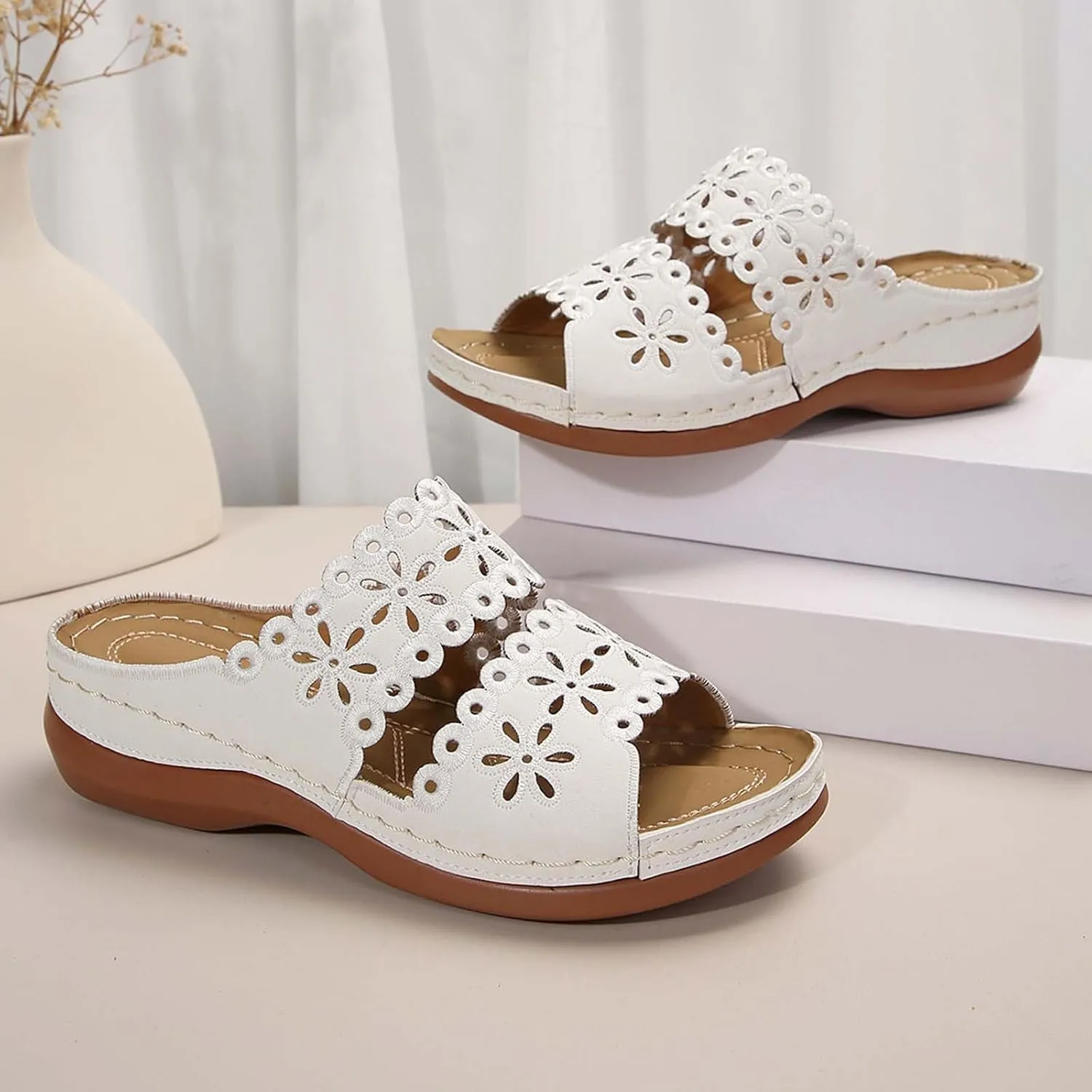 Women's Soft Sole Flat Shoes Casual Large Size Solid Hollow Sandals Drag Beach Slope Sandals with Arch Support